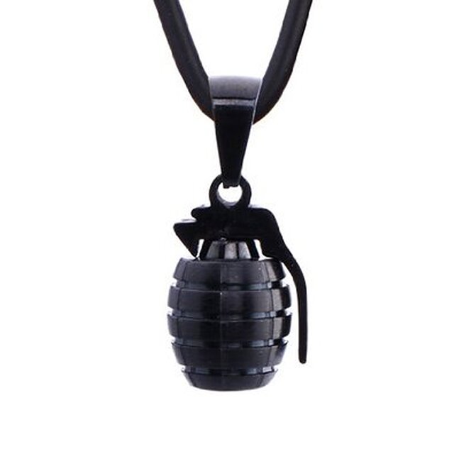 Lederhalskette mit schwarzem Handgranaten Anhänger aus Edelstahl in einem schwarzen Samtbeutel